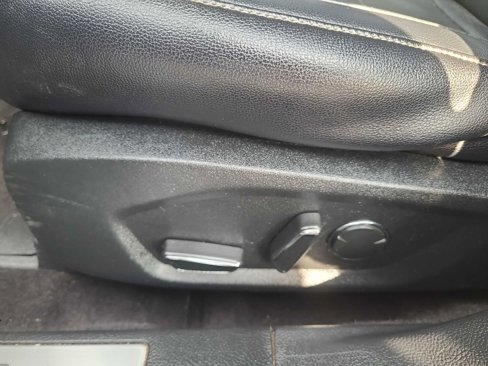 Used 2020 Ford Fusion Titanium image 33