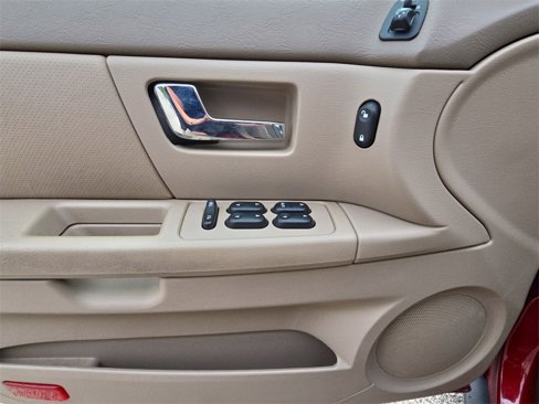 Used 2003 Ford Taurus SE image 23