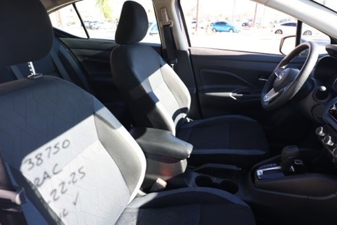 Used 2023 Nissan Versa SV image 20