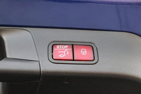 Used 2021 Mercedes-Benz GLB 250 4MATIC image 24