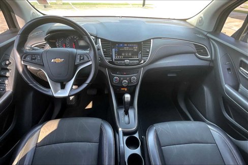 Used 2019 Chevrolet Trax LT w/ LT Convenience Package image 14