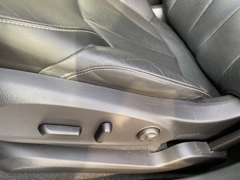 Used 2017 Buick Envision Essence image 17