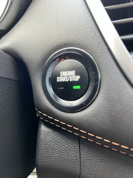 Used 2022 Chevrolet Trax LT w/ Redline Edition image 28