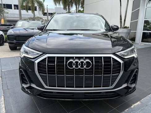 Used 2024 Audi Q3 2.0T Premium image 15
