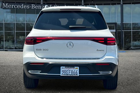 Certified 2024 Mercedes-Benz EQB 300 4MATIC image 5