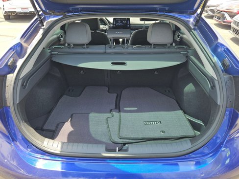 Used 2022 Hyundai Ioniq SE image 6