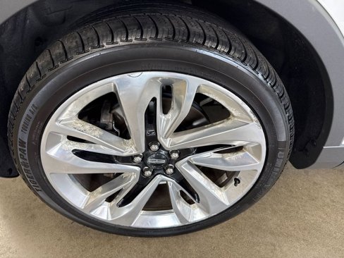 Used 2017 Lincoln MKX Reserve w/ Driver Assistance Package image 17