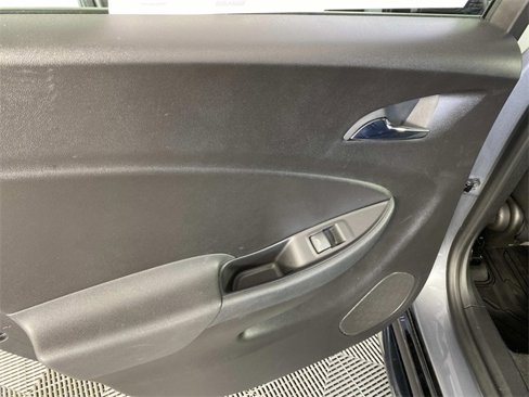 Used 2018 Chevrolet Volt LT w/ Comfort Package image 26
