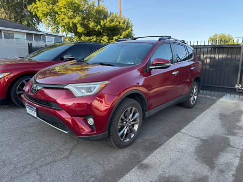 Used 2018 Toyota RAV4 Limited image 1