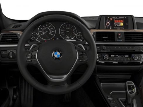 Used 2018 BMW 330i xDrive Sedan w/ Convenience Package image 10