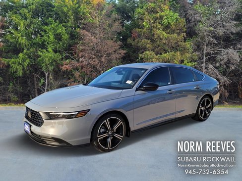 Used 2024 Honda Accord Sport image 1