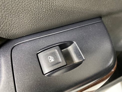 Used 2016 GMC Sierra 1500 SLE image 31