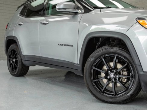 Used 2020 Jeep Compass Limited w/ Safety & Security Group image 7