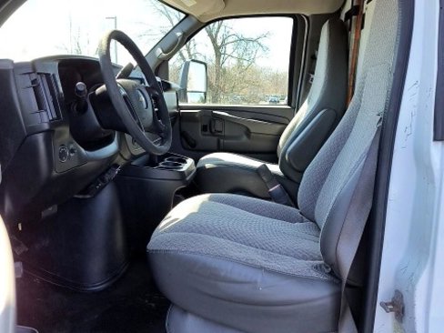 Used 2014 Chevrolet Express 3500 Extended w/ Smoker's Package image 2