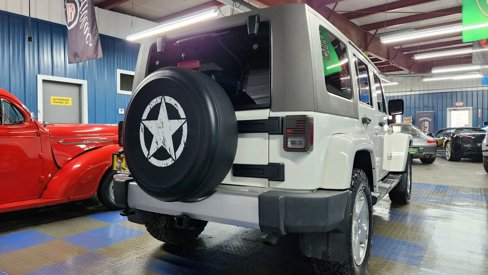 Used 2010 Jeep Wrangler Unlimited Sahara w/ Dual Top Group image 48