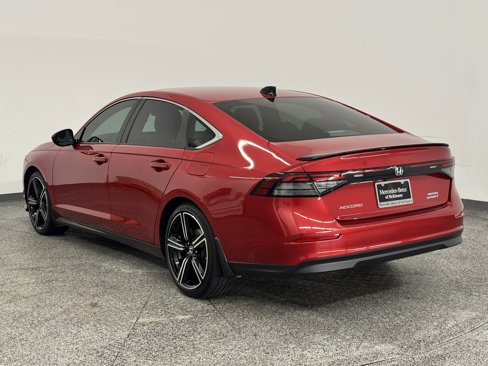 Used 2024 Honda Accord Sport image 5