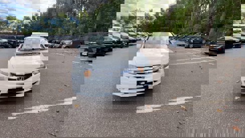 Used 2010 Honda Civic LX image 3