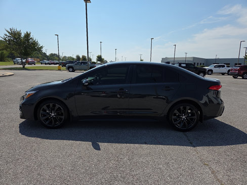 Used 2023 Toyota Corolla SE image 3