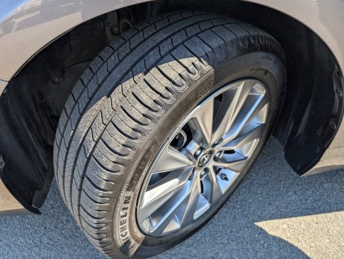 Used 2017 Toyota Camry XLE image 21