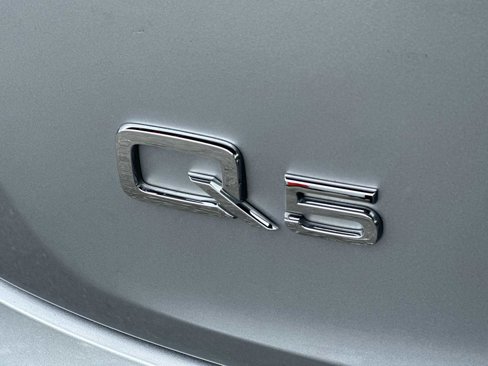 Used 2018 Audi Q5 Prestige w/ Prestige Package image 11
