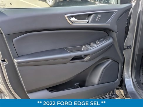 Used 2022 Ford Edge SEL w/ Convenience Package image 11