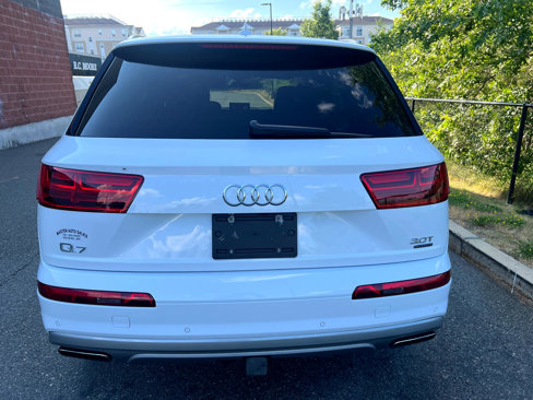 Used 2018 Audi Q7 3.0T Premium Plus w/ Premium Plus Package image 5