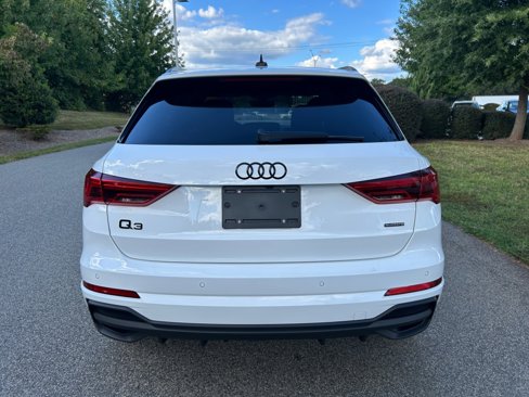 New 2025 Audi Q3 2.0T Premium image 14