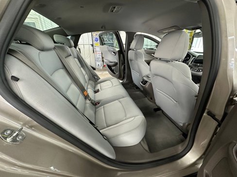 Used 2022 Chevrolet Malibu LT image 23