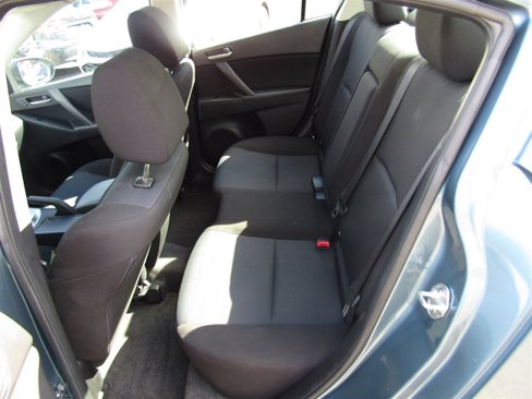 Used 2011 MAZDA MAZDA3 i Touring image 16