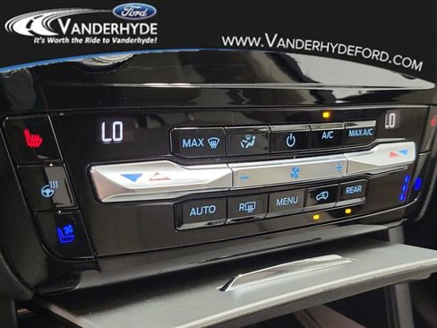 Used 2021 Ford Explorer Limited w/ Equipment Group 301A image 30