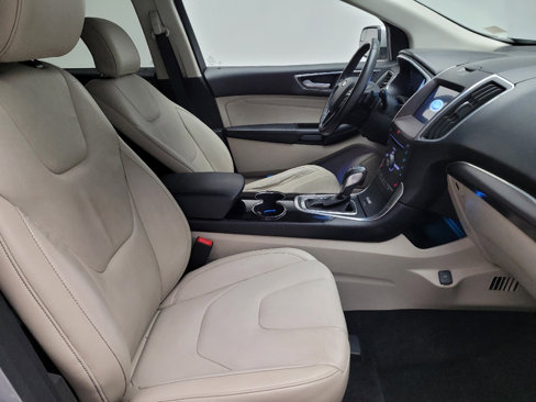 Used 2016 Ford Edge Titanium image 21