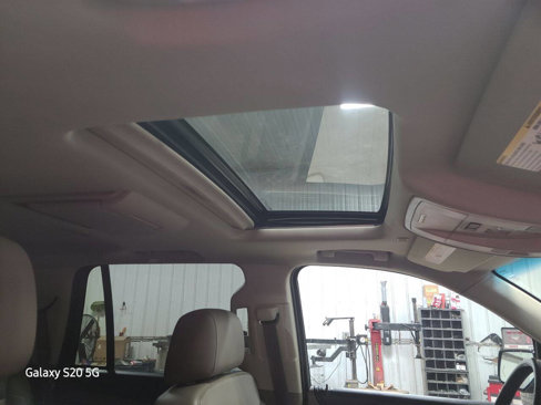 Used 2017 Chevrolet Tahoe LT image 11