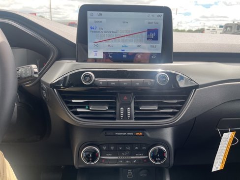New 2025 Ford Escape Active w/ Cold Weather Package image 18