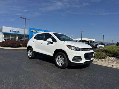 Used 2021 Chevrolet Trax LS image 3