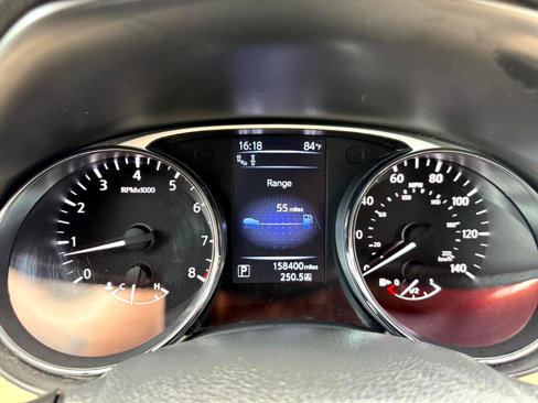 Used 2016 Nissan Rogue SL w/ SL Premium Package image 18
