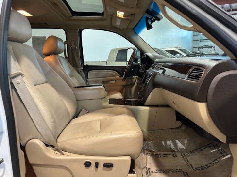 Used 2011 GMC Sierra 2500 Denali image 16