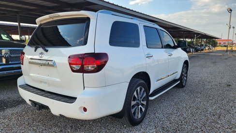 Used 2018 Toyota Sequoia Limited image 12