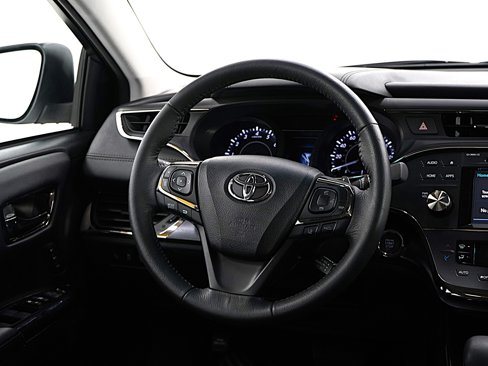 Used 2017 Toyota Avalon XLE Premium image 13