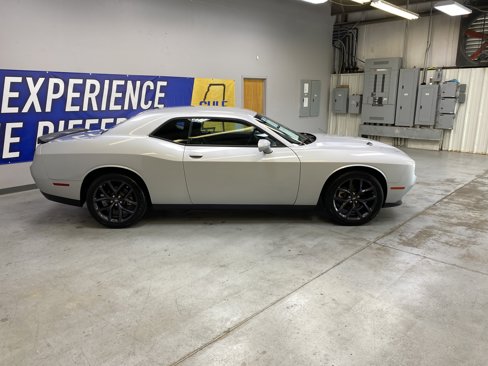 Used 2023 Dodge Challenger SXT w/ Blacktop Package image 8