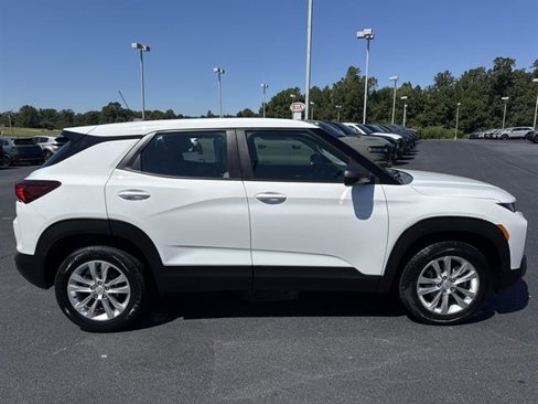 Used 2023 Chevrolet TrailBlazer LS image 4