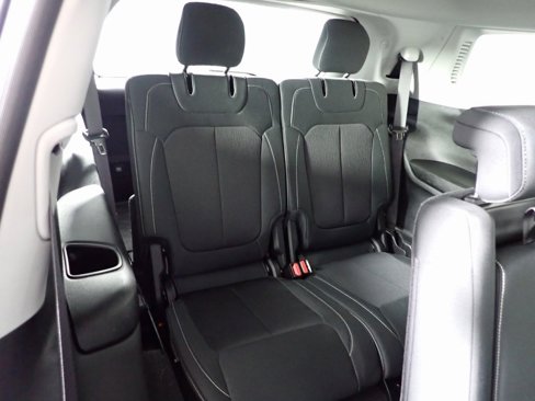 Used 2022 Jeep Grand Cherokee L Laredo w/ Luxury Tech Group I image 34