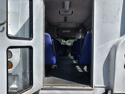 Used 2006 Ford E-450 and Econoline 450 image 25