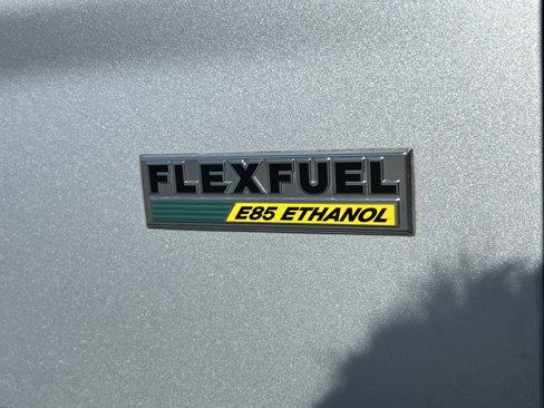Used 2016 RAM 1500 Classic SLT image 10