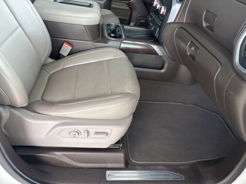 Used 2020 GMC Sierra 1500 SLT image 34