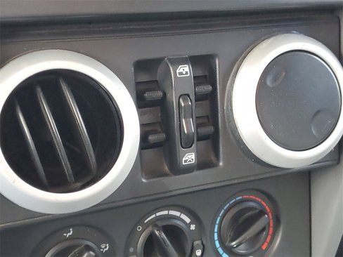 Used 2008 Jeep Wrangler Unlimited Sahara image 19
