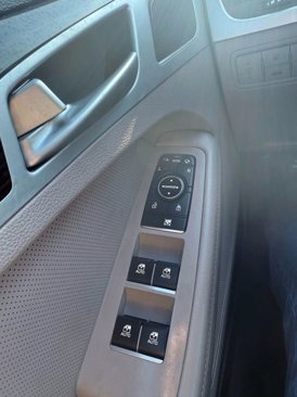 Used 2015 Hyundai Genesis 3.8 image 51