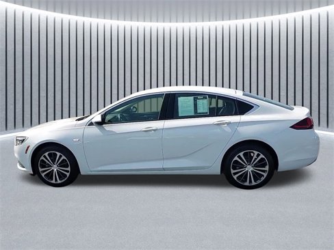 Used 2018 Buick Regal Preferred w/ Driver Confidence Package #1 image 7