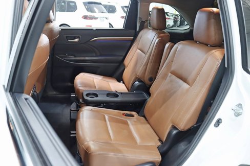 Used 2019 Toyota Highlander Limited Platinum image 26