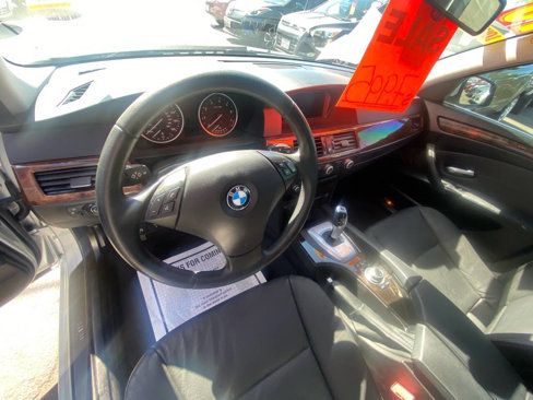 Used 2010 BMW 528i Sedan image 16