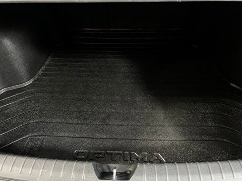 Used 2019 Kia Optima S image 28